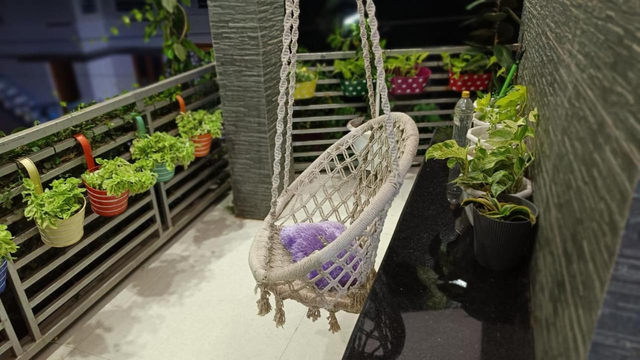 Chaithritha Ladies Homestay Thiruvananthapuram Ngoại thất bức ảnh