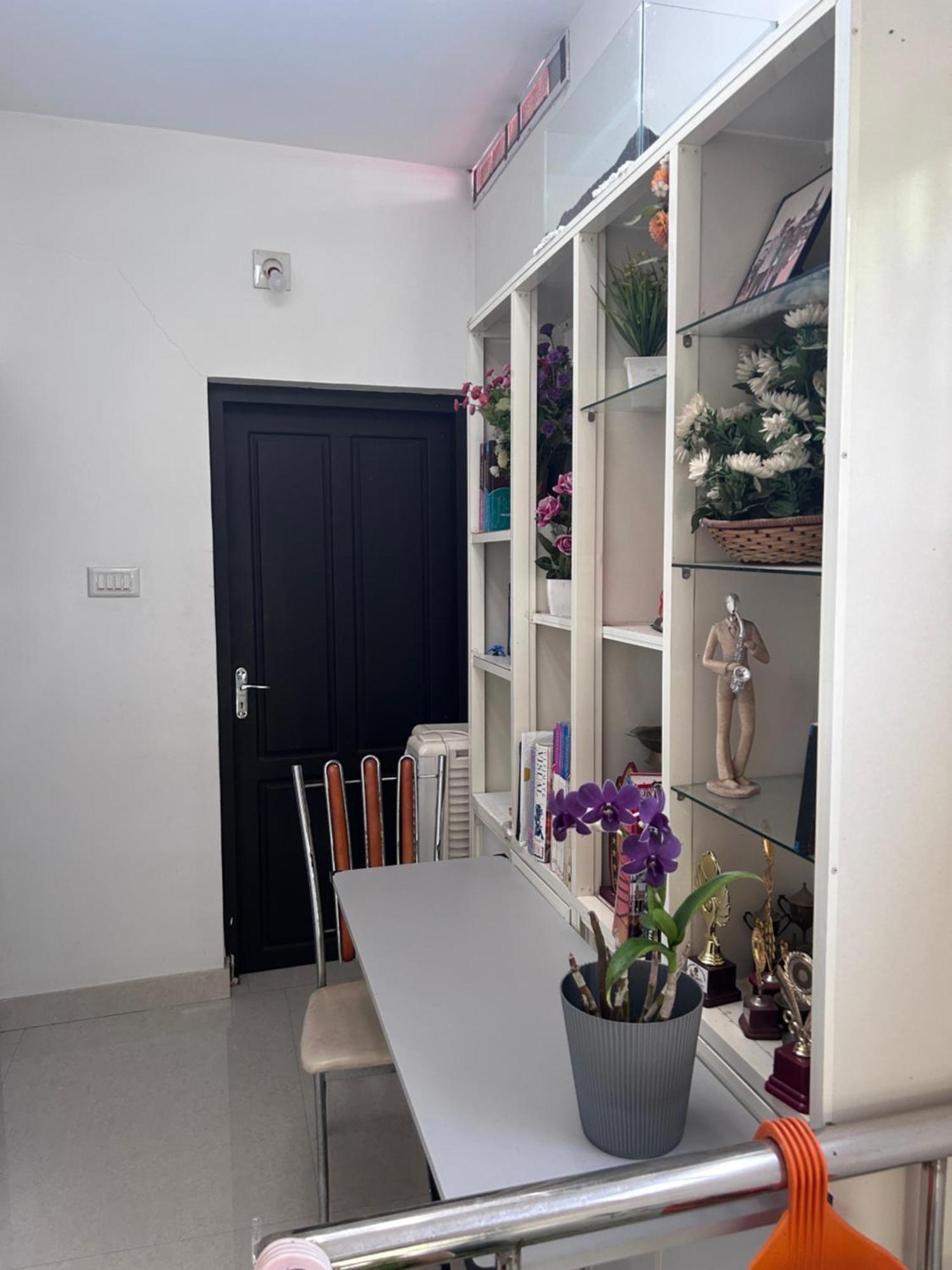 Chaithritha Ladies Homestay Thiruvananthapuram Ngoại thất bức ảnh